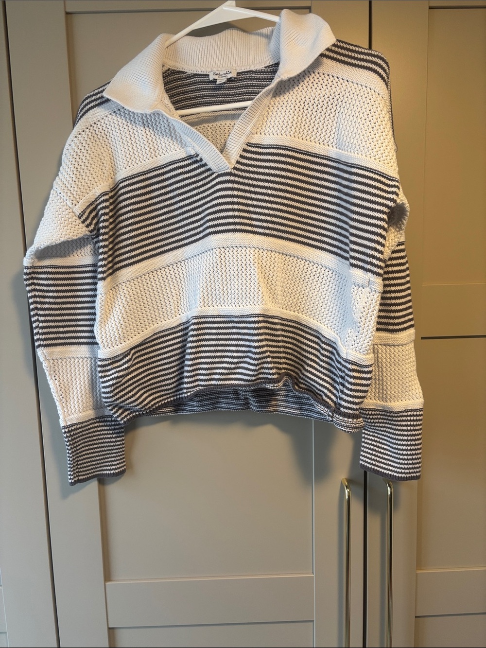 Splendid White & Gray Striped Cove-Turtleneck Sweater